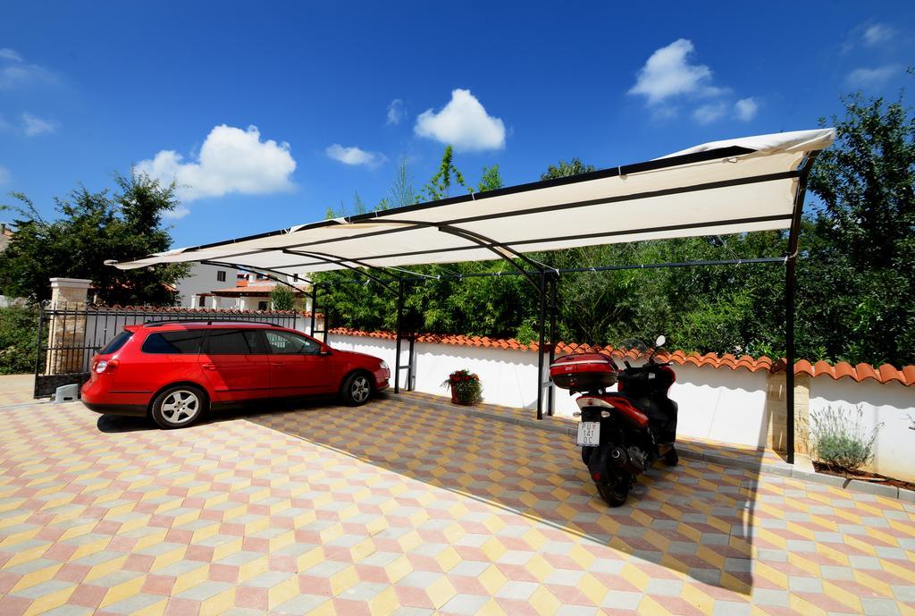 Apartments Villa Mimi Višnjan الغرفة الصورة
