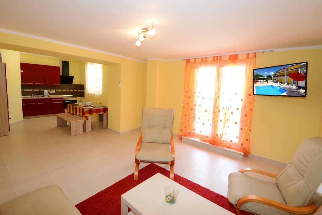 Apartments Villa Mimi Višnjan الغرفة الصورة