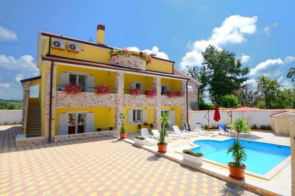 Apartments Villa Mimi Višnjan المظهر الخارجي الصورة